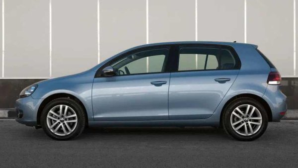 Основните признаци на неизправност са прегряване на двигателя и течове на охлаждаща течност в областта на помпата. За превантивни цели се препоръчва смяна на водната помпа заедно с ангренажната верига, като се използват само оригинални резервни части и висококачествен антифриз. При първите признаци на проблем трябва да проверите състоянието на помпата, шайбите и обтегачите.
