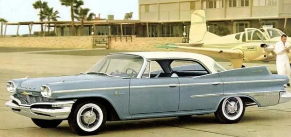Matador беше един от двата Dodge в пълен размер, представени през моделната 1960 година, почти идентичен с Polara, но с по-малко оборудване и по-малко мощен двигател, въпреки че по-мускулестият V8 на Polara беше наличен като опция.

Както се оказаха нещата, това беше лош момент за американски производител да произвежда толкова голяма кола. Повечето хора, които са купили Dodge, са купили по-малкия Dart, въпреки че останалите са склонни да изберат Matador. Въпреки това, докато табелата с името Polara остава в употреба повече от десетилетие, Matador е премахнат почти веднага и оттогава не е присъствал в нито една от марките на Chrysler.