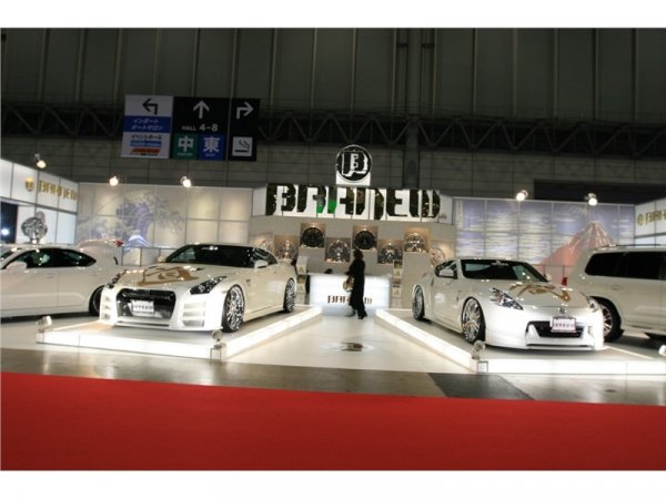 Branew Nissan GT-R / Токио 2009