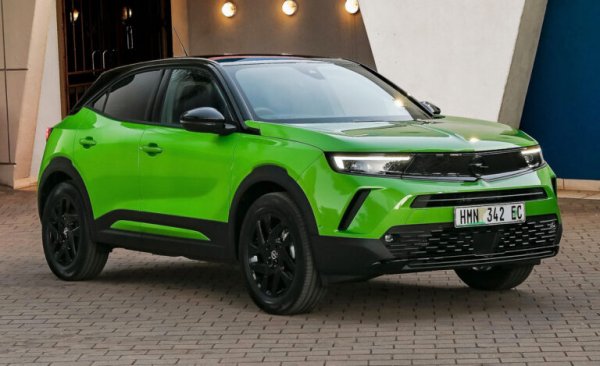 Германската марка се срина драматично, откакто стана собственост на Stellantis, и днес има пазарен дял от едва 3.8% - наполовина по-малко, отколкото в миналото под шапката на GM. Но пък за компенсация за пръв път в новата си история Opel е на печалба. 
