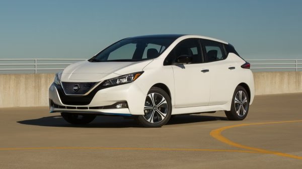 Цена като нов - 38 965 евро

Цена след 5 години - 15 434 евро

Обезценяване за година - 12,08%
