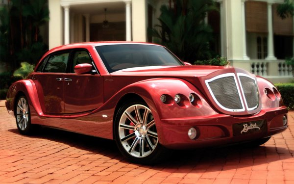 Това, което несъзнателно може да сбъркате с нещо, сглобена набързо в гаража, всъщност е дело на 35-годишна компания, произвеждаща по 10 автомобила на година. Bufori е основана в Австралия от тримата братя Хоури, но впоследствие офисът и производството се преместват в Малайзия, за да бъдат по-близо до азиатските клиенти, които си имат собствени предпочитания.