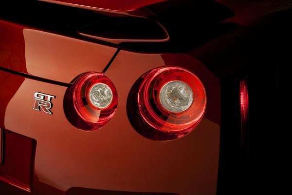 Nissan GT-R 2014