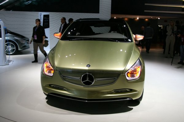 Mercedes-Benz BlueZero Concept