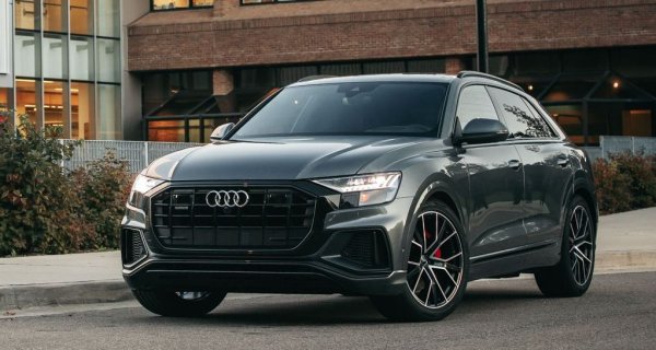 За доста дълъг период Q8 бе най-продаваният модел на компанията от Инголщад у нас. Сега отстъпва на втора позиция. В общата бройка се включват 7 автомобила SQ8, един RSQ8 и пет екземпляра от новата електрическа версия Q8 e-tron. 
