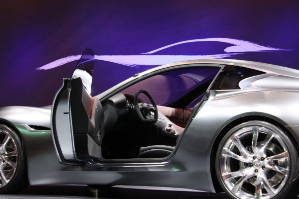 Infiniti Essence / Женева 2009