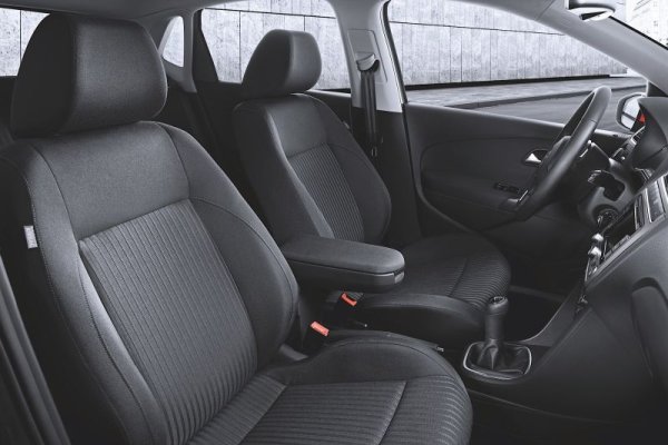 Каросерията на Polo се отличава с добра устойчивост на корозия, дори когато боята вече не е "първа младост". Няма оплаквания и за материалите в интериора. Слабото място е електрическата система и климатичната инсталация. В други случаи дефектите обикновено са свързани с инсталирането на нестандартно оборудване.
