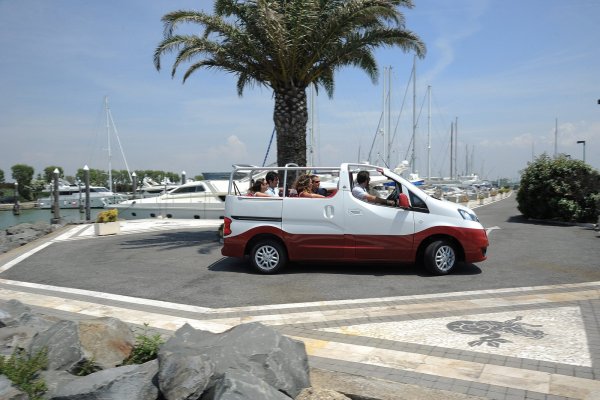 Nissan NV200 кабриолет