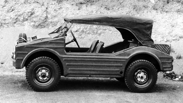 Проектът Type 597 Jagdwagen (&bdquo;ловен автомобил&rdquo;) изпълнил всички изисквания и бил чистокръвно Porsche - технически оригинален, с монокок корпус и модифициран4-цилиндров боксер с въздушно охлаждане от спортния автомобил Porsche 356, разположен отзад. 

Петдесетте конски сили на агрегата били предостатъчни за тежащия 870 кг всъдеход, който бил оборудван с парт-тайм 4х4 трансмисия с понижаващи предавки. На пътя машината можела да вдига до 100 км/ч, извън него преодолявала 65-процентови наклони, а когато стигнел до водно препятствие, Jagdwagen можел и да плава.