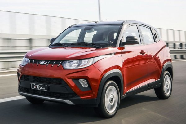 Тази цена на малкия индийски кросоувър се отнася за ниво на оборудване К6+, с 1.2-литров трицилиндров мотор, 5-степенни ръчни скорости и мощност от 87 конски сили. Оборудването включва климатик, електрически стъкла, централно заключване с дистанционно, парктроник, аудиосистема с 3.5-инчов дисплей, мултифункционален волан, безключово запалване, 15-цолови стоманени джанти, релси на покрива. 

Цена през декември 2020: 20 490 лева (разлика -3100)
Цена през декември 2019: 23 590 лева (разлика 0)
Цена през декември 2018: 22 490 лева (разлика -1100)
