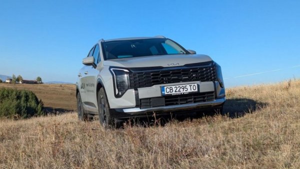 Спрямо 2025: 11% ръст
Откакто дебютира през 2021, петото поколение на Sportage не е спряло да се катери нагоре в класацията на най-търсените нови автомобили у нас. Фейслифтът в края на миналата година допълнително раздвижи продажбите. През март са регистрирани нови 109 бройки. 
