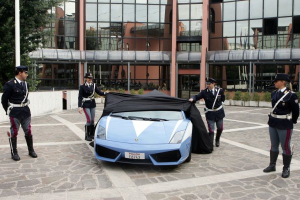 Lamborghini Gallardo LP 560-4 за полицията в Италия