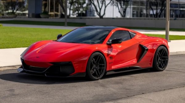 Кабриолетът Beast е разработен от калифорнийската компания Rezvani. Дебютира още през 2014 г. Спортната кола се произвежда парче по парче за три месеца. Гамата включва няколко модела - купе, мощният Beast X в само пет бройки, екстремният Beast Alpha X Blackbird и новото поколение Beast 2024.

Базовият Rezvani Beast е оборудван с 2,4-литров двигател с компресор, който произвежда 300 к.с. Двуслойната каросерия от въглеродни нишки е без врати, джантите са изработени от кован алуминий. Новото поколение 2024 Rezvani Beast ще струва 449 00 долара, а като опция се предлага брониране на каросерията и стъклата. Колата ускорява от място до 100 км/ч за 2,5 секунди.
