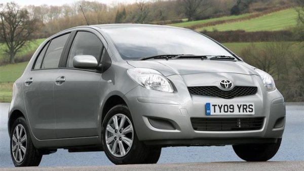 В миналото Yaris е влизал и в Топ 10 в България. Отдавна вече е във втората десетка, а ръстът тази година e точно колкото и общия ръст на пазара за употребявани коли - 19 на сто. 
