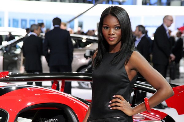 Момичетата на автосалон Детройт 2010