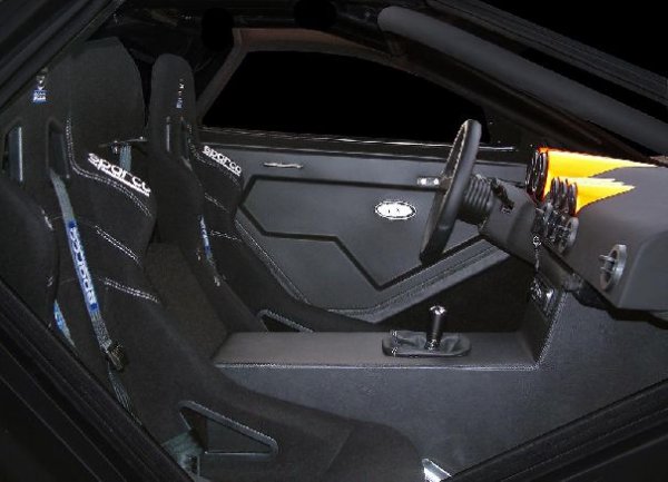 DDR Motorsport и тяхната Miami GT - доработка, която преобразява Toyota MR-2, като McLaren F1.