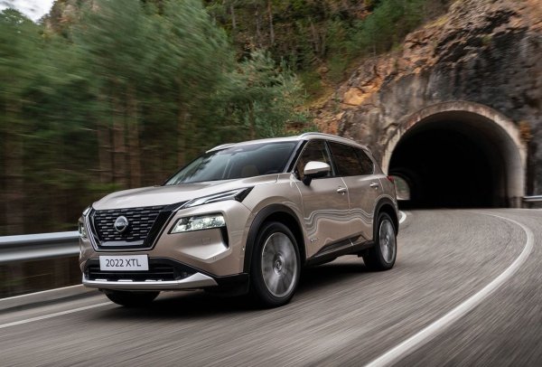 Амортизация след покупка: до -27%.

Търсенето на X-Trail в Европа и Азия намаля заради високите разходи за поддръжка на хибридната трансмисия e-Power. Освен това този SUV предлага слаба динамика и висок разход на гориво, който не съответства на официалните данни.
