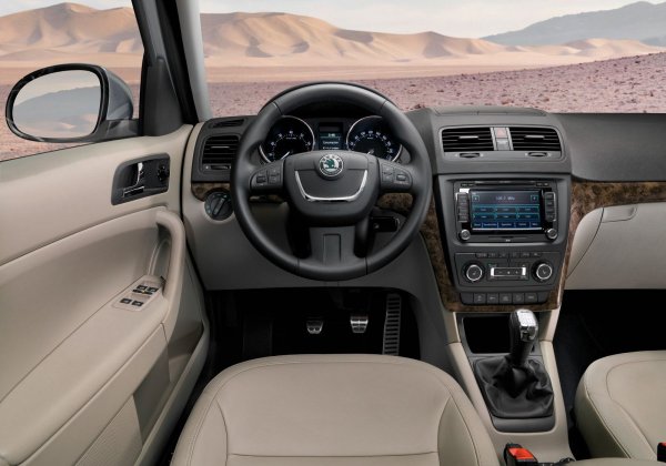 Някои от собствениците се оплакват от скърцане в салона, както и от прекалено малкия багажник, което не е са пренебрегване при автомобил от този клас. Други пък имат претенции към тежкия волан на кросоувъра..