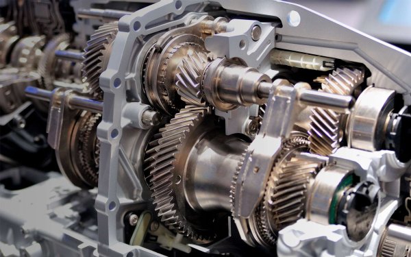 Работата на скоростната кутия влияе пряко върху управлението на автомобила и разхода на гориво. Някои скорости кутии се нуждаят от обслужване на определен пробег, което не бива да се пропуска, защото подобно действие може да причини повреда на самия агрегат. А неговият ремонт е доста скъп.