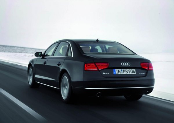 Audi A8 L Hybrid 