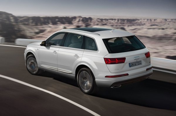 Германският луксозен SUV не е никак евтин и съответно сметките за ремонт по него също са сериозни. Той е често среща избор за покупка, но трябва да се внимава при избора на конкретния автомобил. Дефекти са открити при 31,1% от автомобилите през последните 5 години, като отстраняването им струва над 1250 паунда. И тук най често се срещат проблеми с електрическата система.