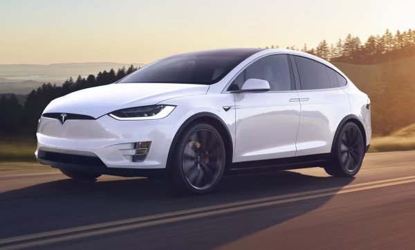 Амортизация за 5 години  &ndash; 63,4%

Разлика спрямо препоръчаната от производителя цена като нов - 53 836 долара.