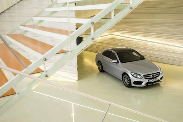 Mercedes-Benz C-Class 