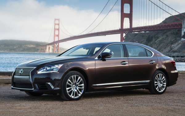 Най-представителният седан на луксозния бранд изисква не по-малко внимание от останалите модели на Lexus. При него също има проблеми с боята и хрома, а двигателите са чувствителни към горивото. Заради по-голямото тегло и мощните мотори спирачите дискове и накладките трябва често да бъдат сменяни.

Как и при всъдехода LX, радиаторът на седана е склонен към течове, което води до прегряване на двигателя. Вариаторът не става за агресивно шофиране, а ремонтът му е доста скъп. Случва се и ангренажният ремък да се разтегне и да се наложи смяната му, но това става при голям пробег.