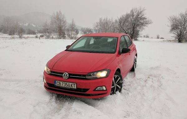 Германският модел отчита 12% спад, което си обясняваме най-вече с пренасочването на съществена част от клиентите към кросоувърите T-Cross и особено T-Roc. 
