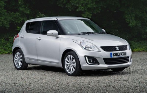 Среден процент проблеми: 14,5%
Среден пробег: 91 000 км
AZG/FZ е второто поколение на съвременния Swift (без да се броят едноименни, но различни като клас модели от миналото), което бе на пазара между 2010 и 2017, а през 2013 претърпя фейслифт, който именно попада в категорията на 8-9-годишните автомобили на TUV. Като цяло добро представяне на техническите инспекции, ако не се броят светлините - там проблемите са толкова много, че са в червената зона. Но пък крушките са евтини и лесни за смяна. При част от произвежданите в Унгария Swift имаше проблем с пукнатини в предната ос. Единствената по-сериозна сервизна акция се отнася до недобре затегнати крепежи на задната ос. 
