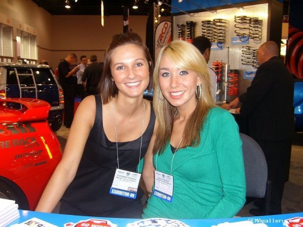 Момичетата на SEMA 2008