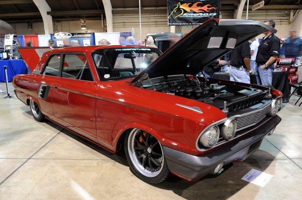 Кадри от тазгодишното американско автоизложение "Grand National Roadster Show"