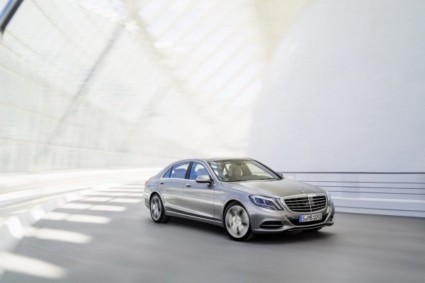 Новият Mercedes-Benz S-Class (W222)