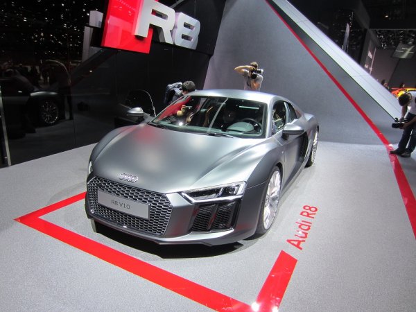 Audi R8