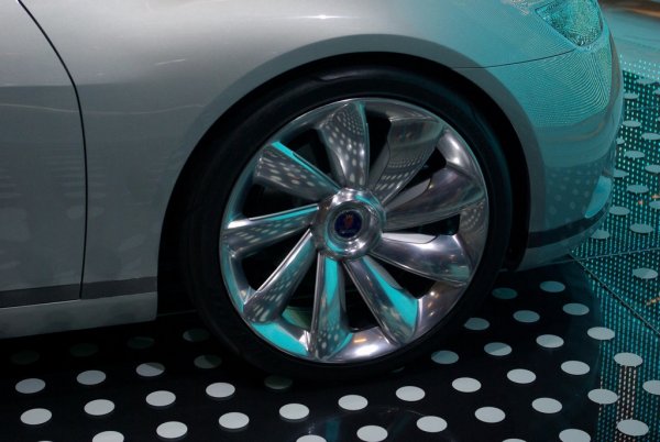 Неговата мощност от 200 конски сили се произвежда от 1.4 литров BioPower турбо мотор.