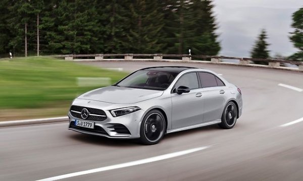 Германците препоръчват собствените си течности, означени с 326.0 до 326.7 (разредени) и от 325.0 до 325.7 (неразредени). Всички те са органични, и без нитрити, амини и фосфати. 
