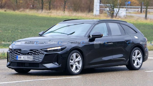 Със своята нова нечетна стратегия за автомобили с двигатели с вътрешно горене, Audi се готви да представи A5 Sportback и A5 Avant през 2024 г. Това са духовни и технически наследници на сегашното A4, което също ще бъде оборудван с plug-in хибридно задвижване.

Същото важи и за новото Audi RS7 - спортният, семеен седан, произлязъл от RS6, който за първи път ще предложи PHEV двигател с повече от 600 к.с. през 2024 г. Plug-in версии се очакват и за останалата част от новата гама A7.
