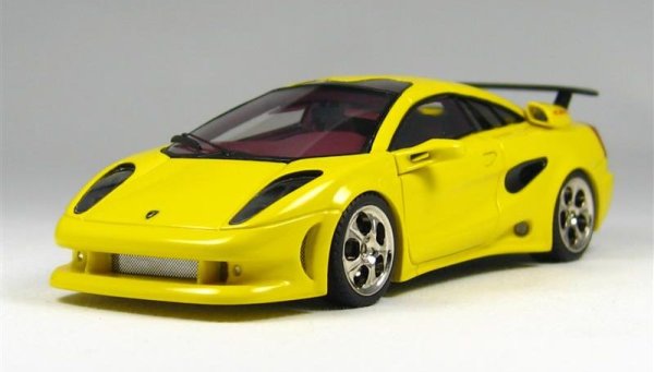 Lamborghini бе собственост на Chrysler до 1994 г. и когато след това бе продадена на Megatech. Тогава Italdesign излезе с млад суперавтомобил за Lamborghini, наречен Cala. Задвижван от монтиран в средата 4,0-литров V10 двигател, Cala беше напълно функционален и работата напредваше, за да бъде готово производството. В крайна сметка обаче Lamborghini беше продаден на Volkswagen през 1998 г., а Cala стана просто музеен експонат.