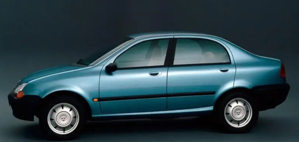 През 90-те години Китай се опитваше да насърчи задграничните производители на автомобили да разработват нови модели с за китайския пазар. За тази цел Porsche излезе с евтин малък седан, наречен C88, разработен само за четири месеца и представен на автомобилното изложение в Пекин през 1994 г.

Но след като разработи и представи колата, Porsche не получи нищо в замяна на усилията си с китайските производители на автомобили, които използват много от идеите на C88 безплатно. В резултат на това беше направен само един прототип на C88.