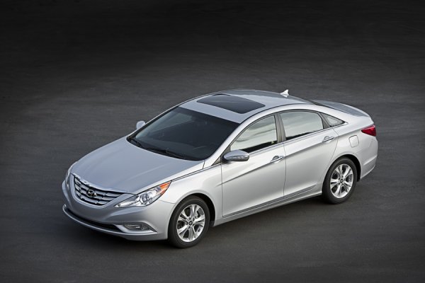 Hyundai Sonata 2011
