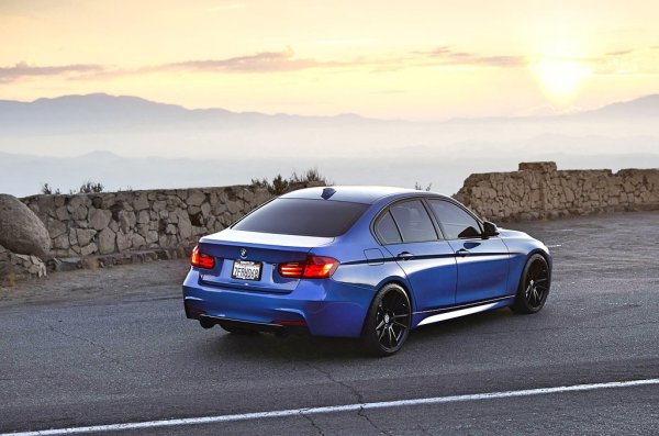 Този цвят все още се използва от BMW &ndash; основно в 1-ата и 3-ата серии. Също така и в М5 (F10).