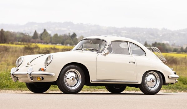 Първият модел на основаната преди 76 години компания е проектиран от Фери Порше и Ервин Коменда, докато баща на Фери, Фердинанд Порше, е задържан покрай Нюрнбергския процес. Най-рядка е първата производствена серия от петдесетина автомобила, сглобени в Гмюнд, Австрия, и означавани днес като Pre-A. След това производството се мести в Германия. 
Бройките от 356 в България вече станаха доста, но от гледна точка на автомобилната естестика, бихме казали: колкото повече, толкова по-добре. 
