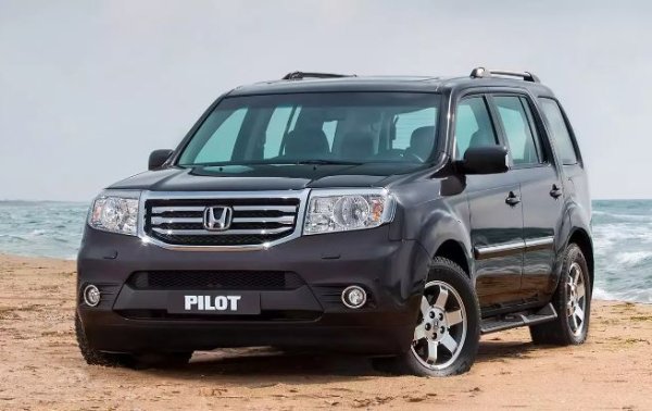 Дължина 4875 мм, просвет - 200 мм. 

Предлага се само с един двигател - атмосферен V6 3.5 (249 или 257 к.с.). Неговите слабости са теч от уплътненията, които трябва да се подменят, а също така и износване на гърбиците на разпределителния вал след 100 000-150 000 км. Ресурсът му е 350 000 км, като няма проблем дори с по-лош бензин. Неговото използване обаче води да увеличен разход на масло.

Скоростната кутия е автоматична с 5 предавки (PN3A), която е собствена разработка на Honda. Понякога тя се „замисля“ прекалено много при превключване, но изкарва без проблеми до 200 000 км. Трансмисията VTM-4 също е надеждна, нейните възможности са високи – има режим на блокировка на осите. Смяната на маслото в задния диференциал трябва да се извършва на всеки 15 000 км.

Шасито не обича лошите пътища, което означава, че този автомобил не е за офроуд, тъй като лагерите на колелата и „сайлент-блоковете“ не са особено здрави. Електрониката обаче е издръжлива.