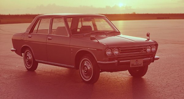 Трябва да благодарим на бащата на 240Z за динамиката на Datsun 510. Както вече видяхме, той е искал да подобри представянето на марката в САЩ и затова се твърди, че е насърчил инженерите на Datsun да поставят по-големи двигатели в 510. 

Този конвенционално оформен седан можеше да бъде всеки друг анонимен внос, ако не са споменатите по-горе мощни двигатели с горен разпределителен вал и много подобно на BMW 02 разположение на шасито.

Със своето вродено спортно оформление, 510 става популярен състезателен автомобил. Забележителен успех е спечелването на серията Trans-Am 2.5-litre на Клуба на спортните автомобили на Америка (SCCA), с пилот Джон Мортън, който грабва три поредни титли през 1971 г. и 1972 г.
