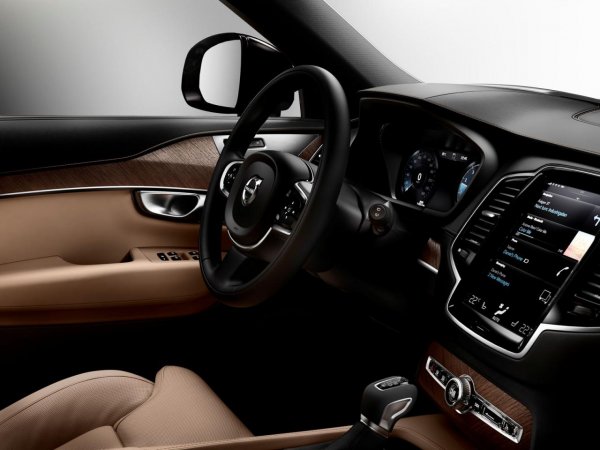 Volvo XC90 First Edition 