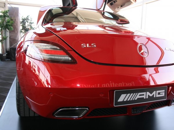 "ОЧАРОВАНИЕ БЕЗ КРАЙ" - ексклузивното роудшоу Mercedes-Benz Star Experience