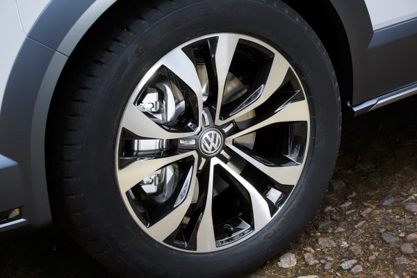 Volkswagen Multivan Alltrack (концепт)
