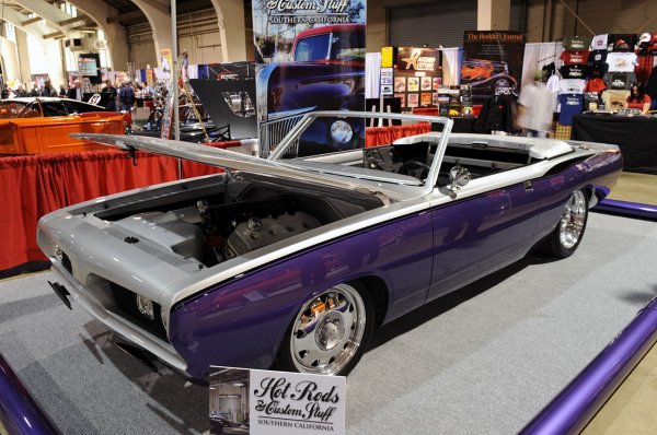 Кадри от тазгодишното американско автоизложение "Grand National Roadster Show"