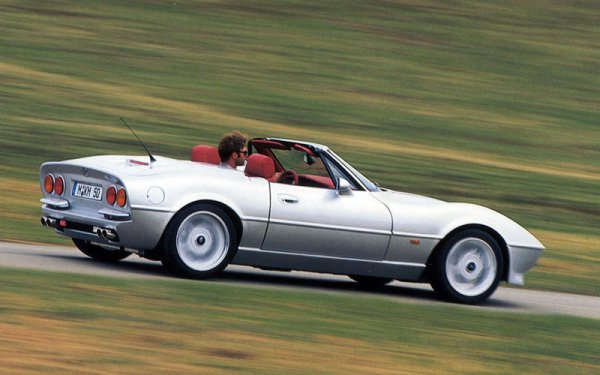 Приличащ на Opel GT от началото на седемдесетте години, Keinath разполага с 3,0-литров двигател Senator с 6 цилиндъра и свалящ се твърд покрив.