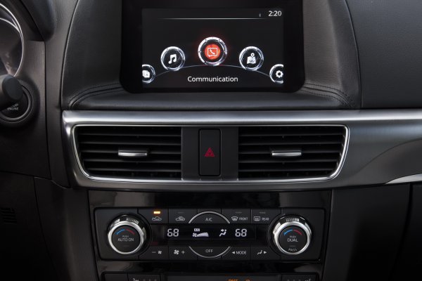 Oбновената Mazda CX-5